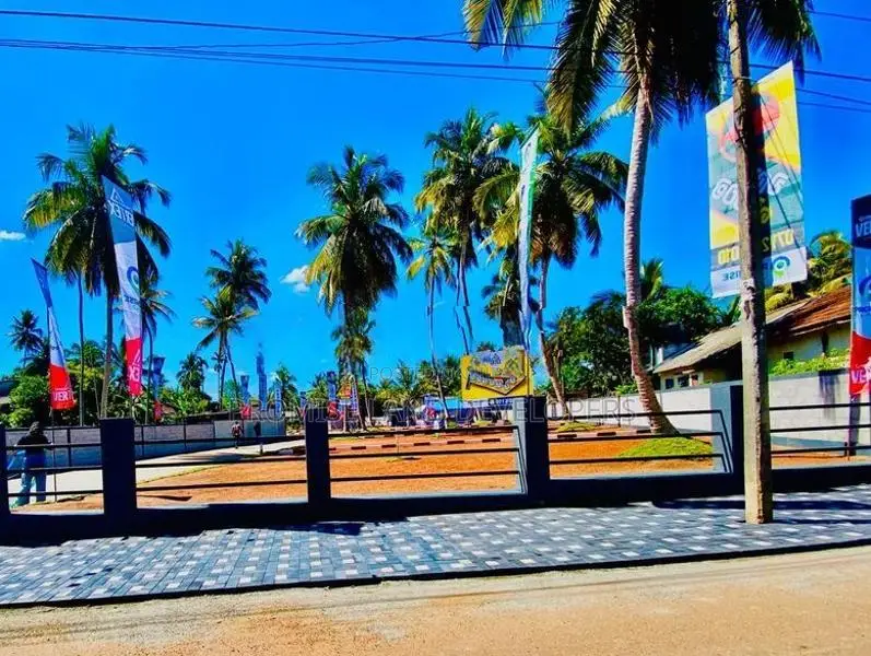 Panadura Walana 5 Mins to City Valuable Lands N38
