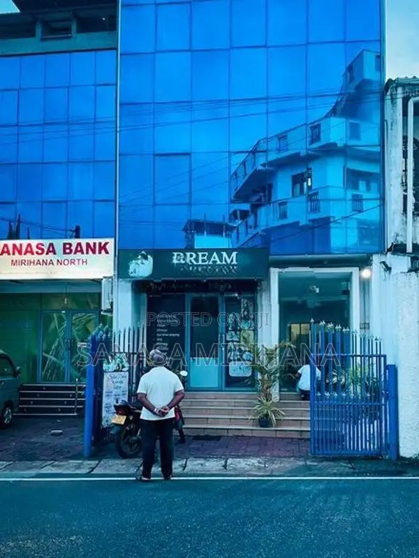 Commercial Office Near Mirihana (North) Town