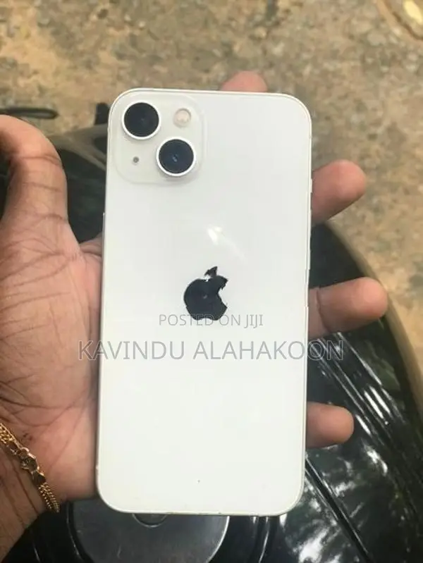 Apple iPhone 13 (Used)