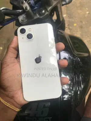Apple iPhone 13 (Used)