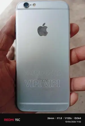 Apple iPhone 6S (Used)