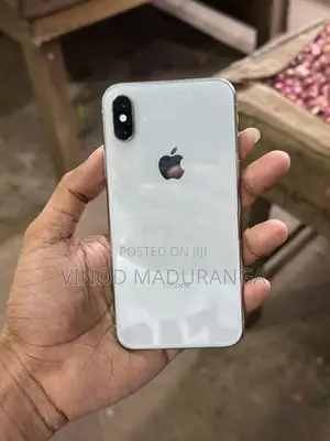 Apple iPhone X (Used)