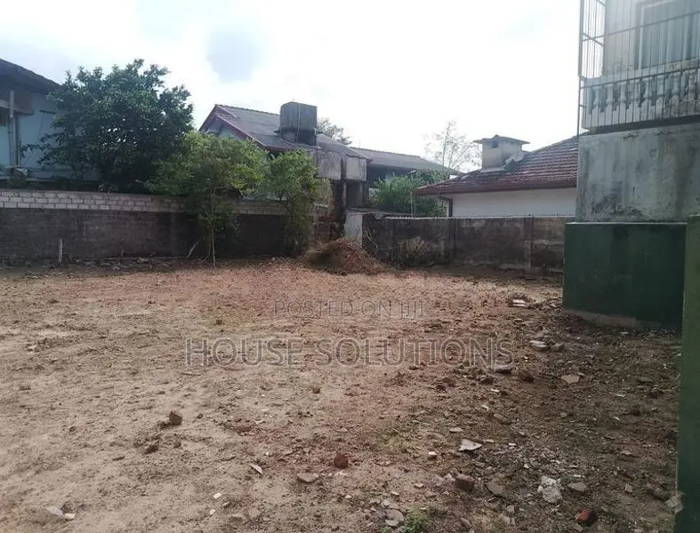 Land for sale in Katubedda Close to galle road