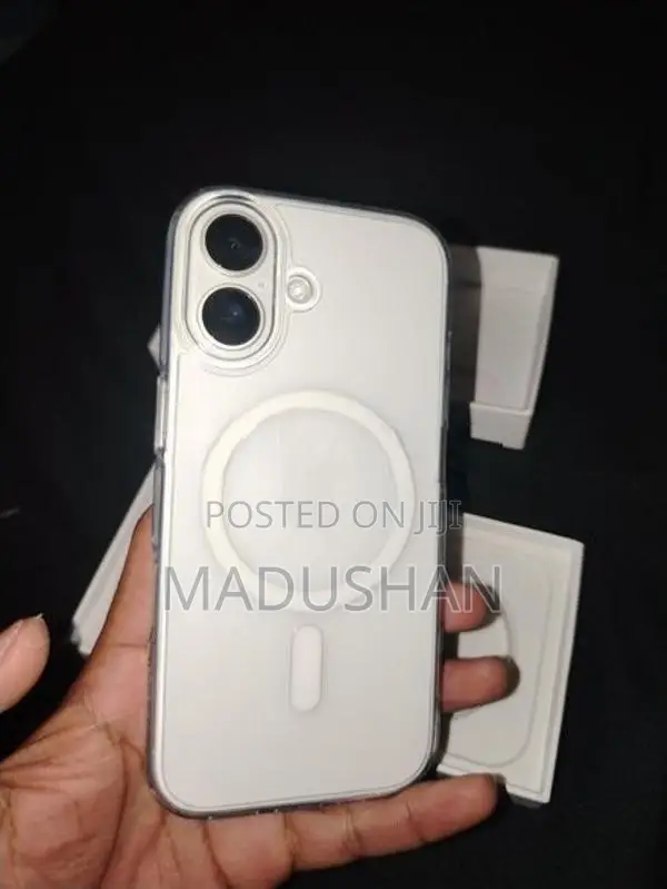 Apple iPhone 17 256GB (Used)