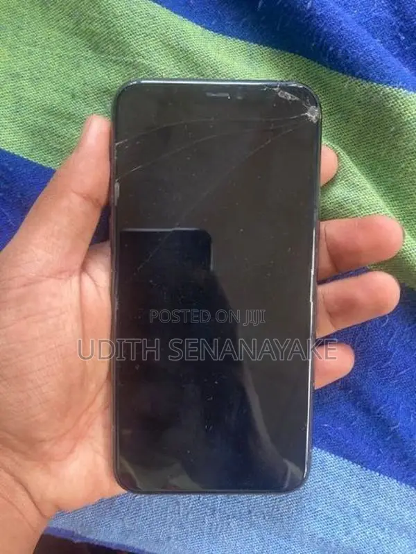 Apple iPhone 11 Pro (Used)