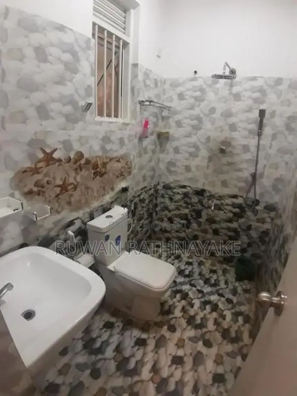 Two Storey House for Rent in Werahara