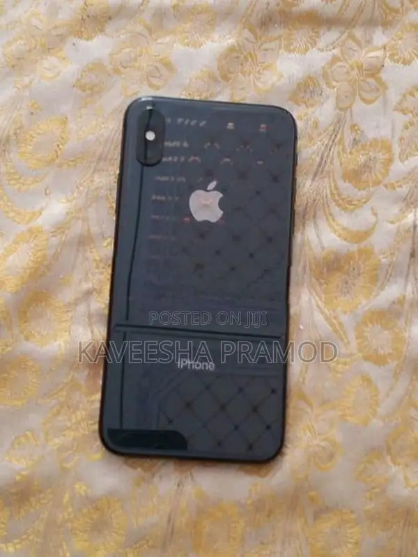 Apple iPhone X (Used)