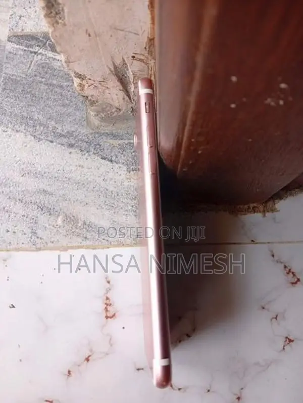 Apple iPhone 7 (Used)