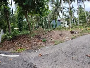 සුපිරි ඉඩමක් විකිණීමට කොටිටාව කොළඹ මාර්ගයට ආසන්නව