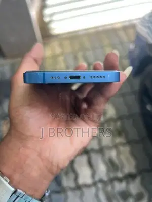 Apple iPhone 13 128GB (Used)