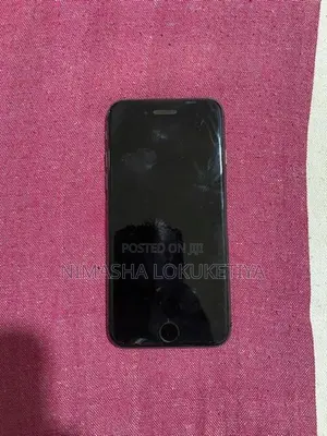 Apple iPhone 8 (Used)
