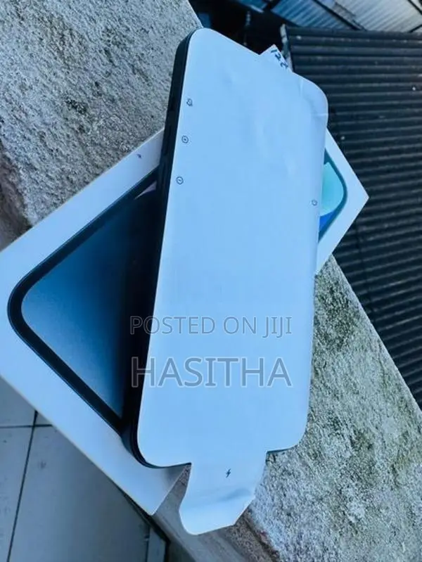 Apple iPhone 14 (Used)