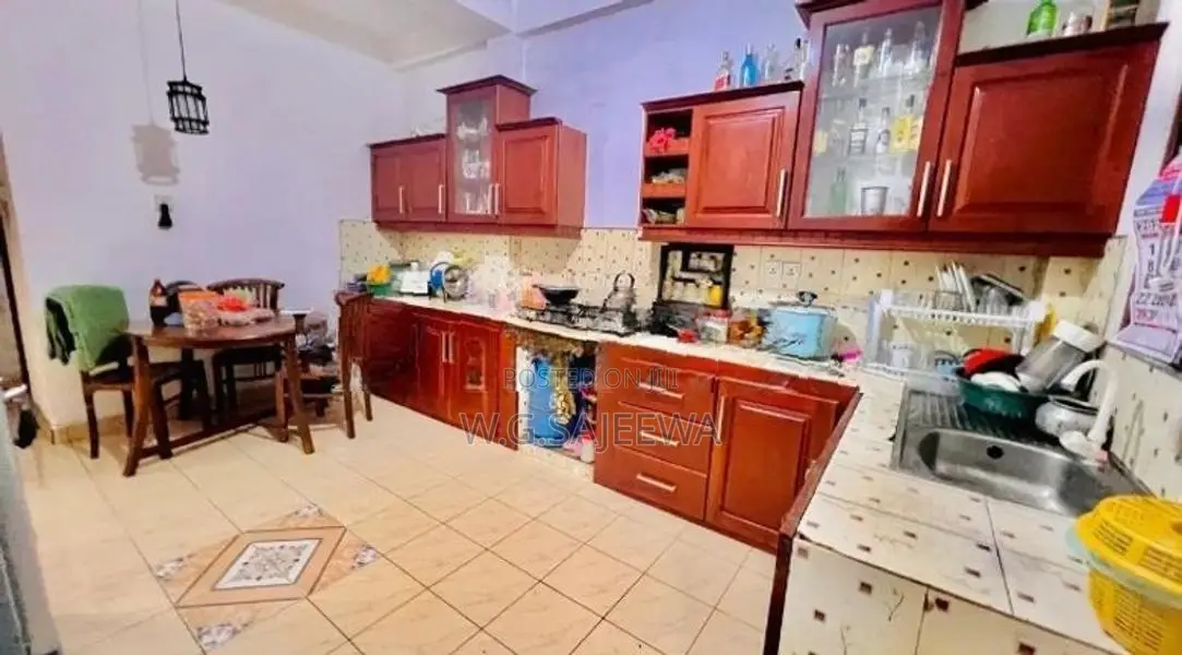 Complete house sale in Negombo, Dalupotha