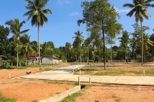 Land for Sale in Veyangoda Town- Highway Access