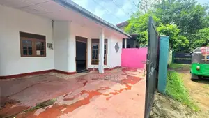 House for Sale in Kottikawatta