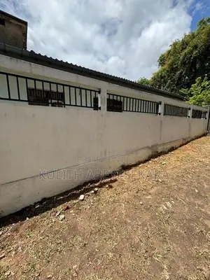 Valuable Land with House for Sale – Wattala