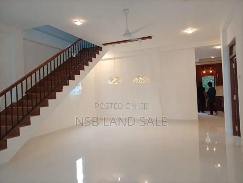 BRAD NEW SUPER LUXURY HOUSE FOR SALE PANNIPITIYA