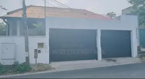 BATTARAMULLA : 6-BR (10P) RENOVATED HOUSE WITH SEPARATE ANNEX FOR SALE