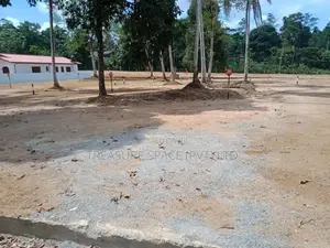 Land for Sale at Padukka Handapangoda Near 125 Bus Route