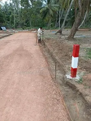 ඉඩමක් පම්බලින්
