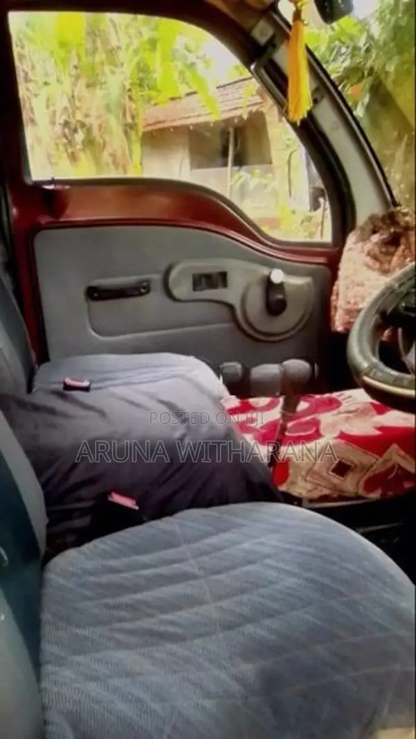 Tata Ace Dimo Batta 2012