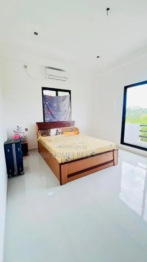 Prime Residential House in Kadawatha