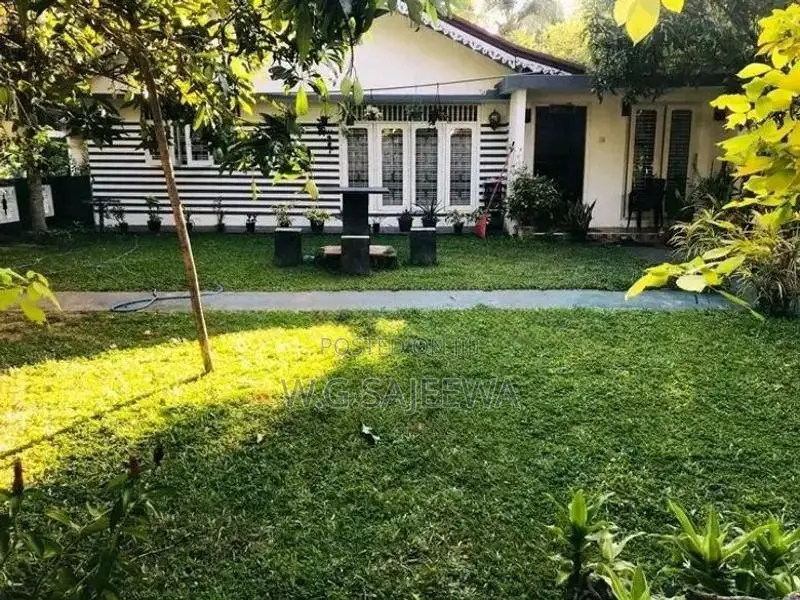 Single Storey house for sale in Negombo (with 40 perches)