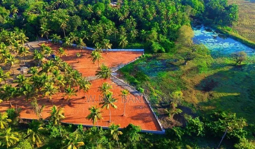 Commercial Land for Sale in Melsiripura M08