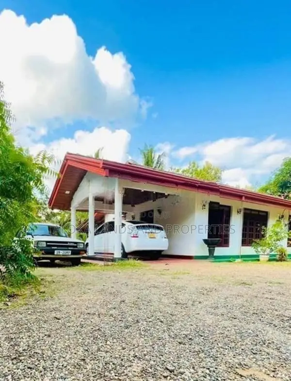 House For Sale in Dambulla - දඹුල්ලෙන් නිවසක් විකිණීමට
