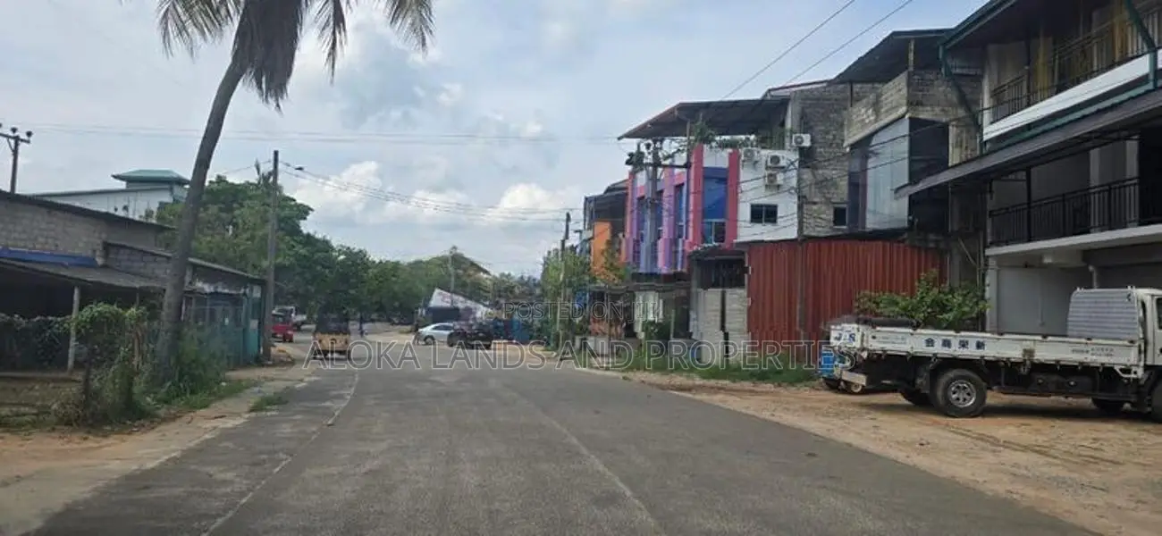 දඹුල්ල ආර්ථික මධ්‍යස්ථානයට යාබදව අනර්ග ඉඩමක් විකිණීමට