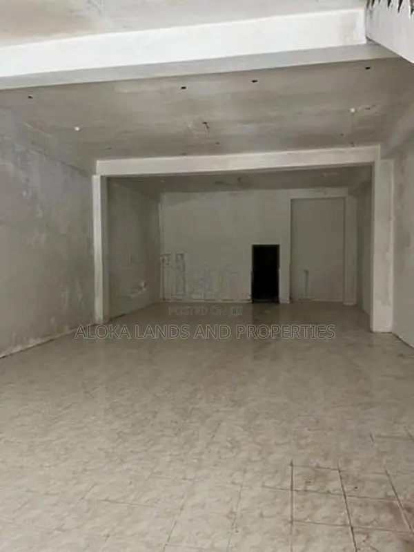 Building for sale in Dambulla ( දඹුල්ල ආර්ථික මධ්‍යස්ථානය අසළින්)