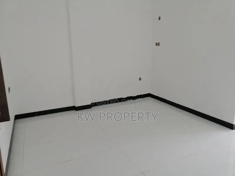 unfurnished apartment for rent in ratmalana