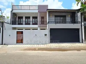 🏡Brand New Luxury 3 Story House For Sale In Thalawathugoda