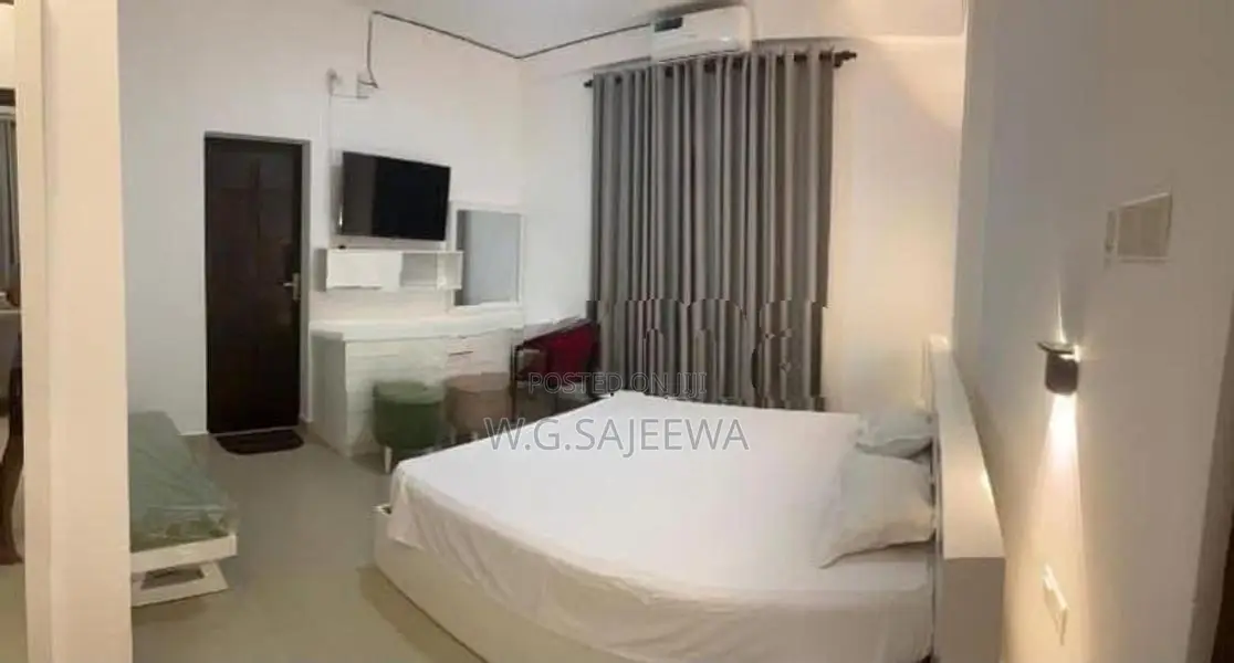 Fully Furnished A/C Upstair house rent in Negombo