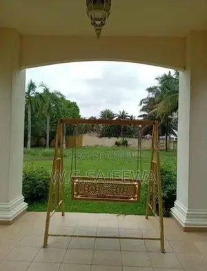 Commercial Building for rent in Negombo City