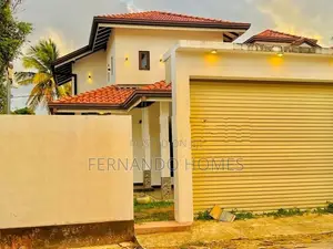 Daluwakotuwa Nice 3 Br Single Story Well Built House For Sale In Negom