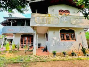 18P Land With 5 Bed Rooms Upstairs House For Sale In Negombo Area