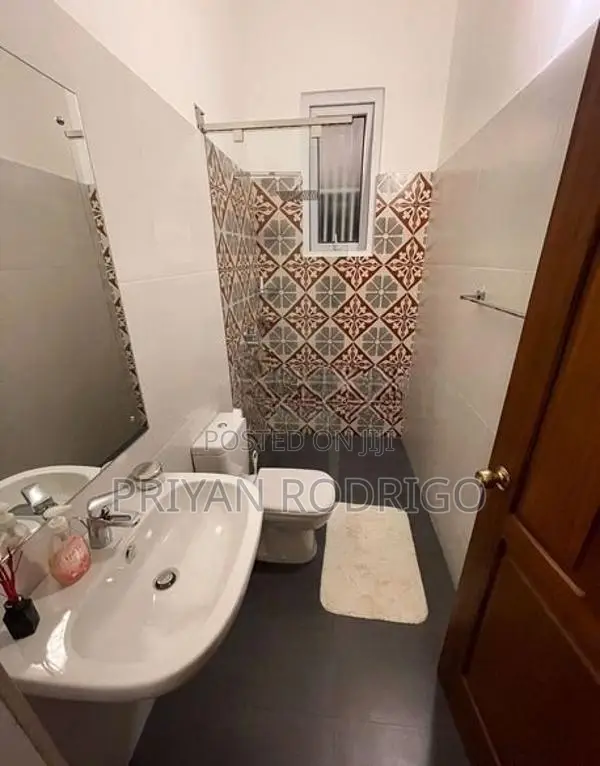 Luxury Fully Furnished 05 BR Bungalow for Sale in Nuwara Eliya Distric