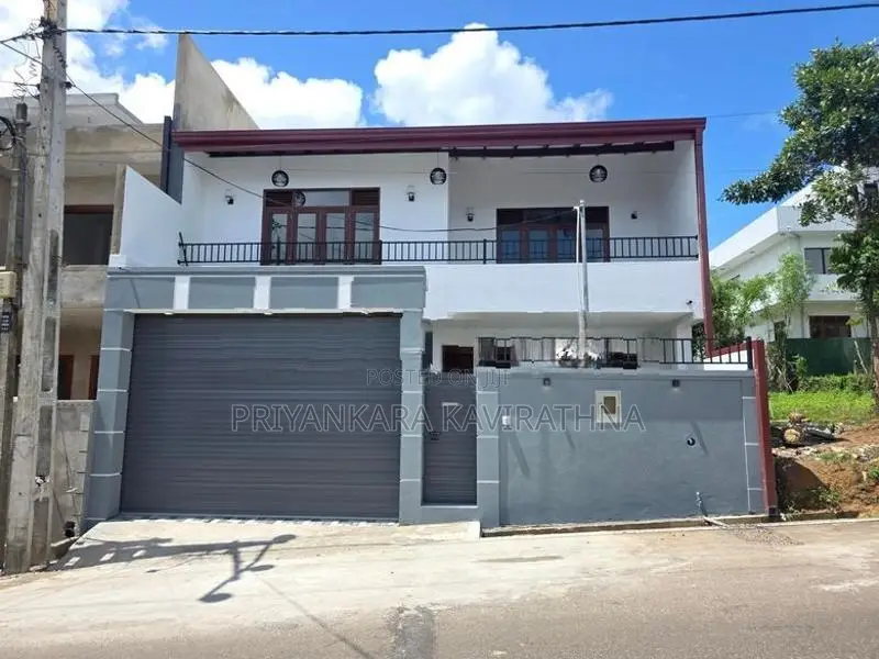 Brand New Mordern 2 Storied House in Piliyandala