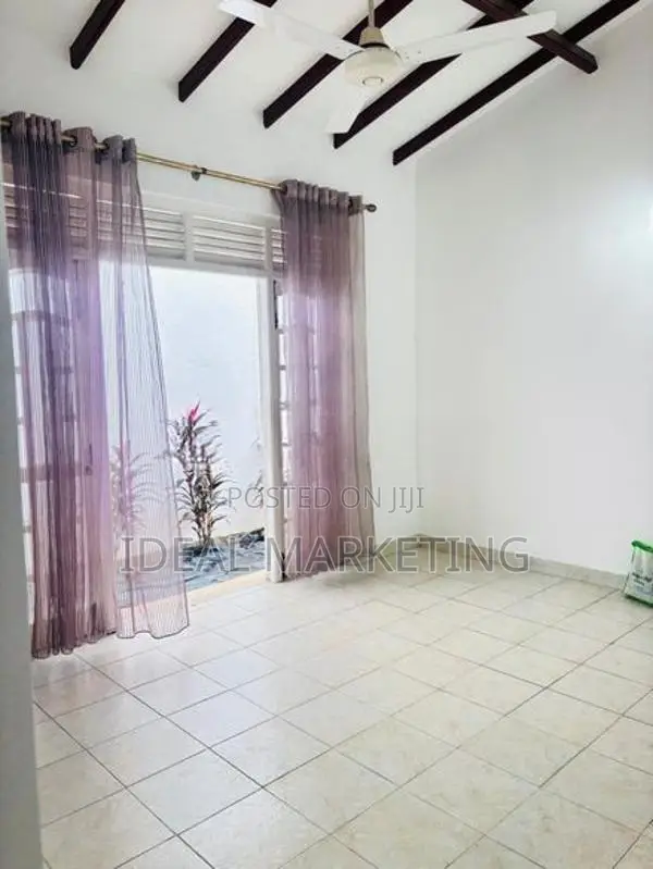 Boralesgmuwa - Two Storied House for Sale