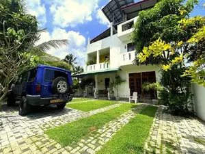 Solid Luxury 2 Storied House With Roof-Top - Kandana Bordering Wattala