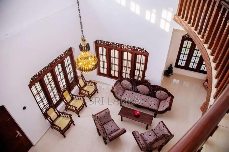 සම්පූර්ණයෙන් සකස් කළ නිවසක් කුලියට - Habaraduwa , Galle
