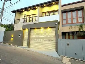 Brand New Mordern House in Piliyandala