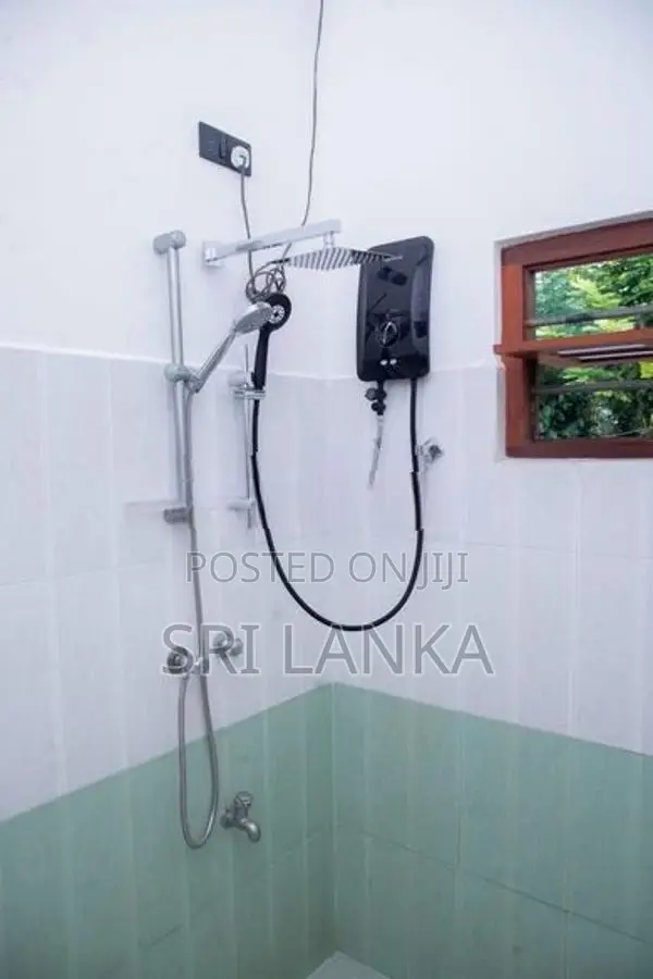 සම්පූර්ණයෙන් සකස් කළ නිවසක් කුලියට - Habaraduwa , Galle
