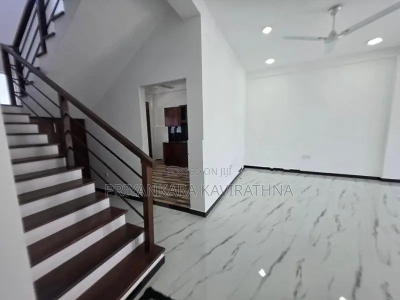 Brand New Mordern 2 Storied House in Piliyandala