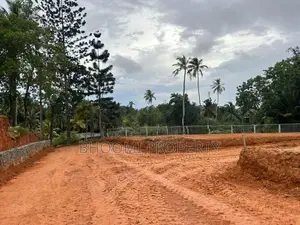 කරාපිටිය රෝහලට ලගින්ම අගනා බිම් කොටස්