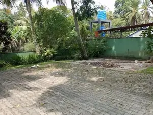 Land for Sale in Karapitiya