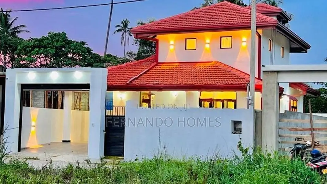 Cute All Completed Single Storey House for Sale In Negombo Area