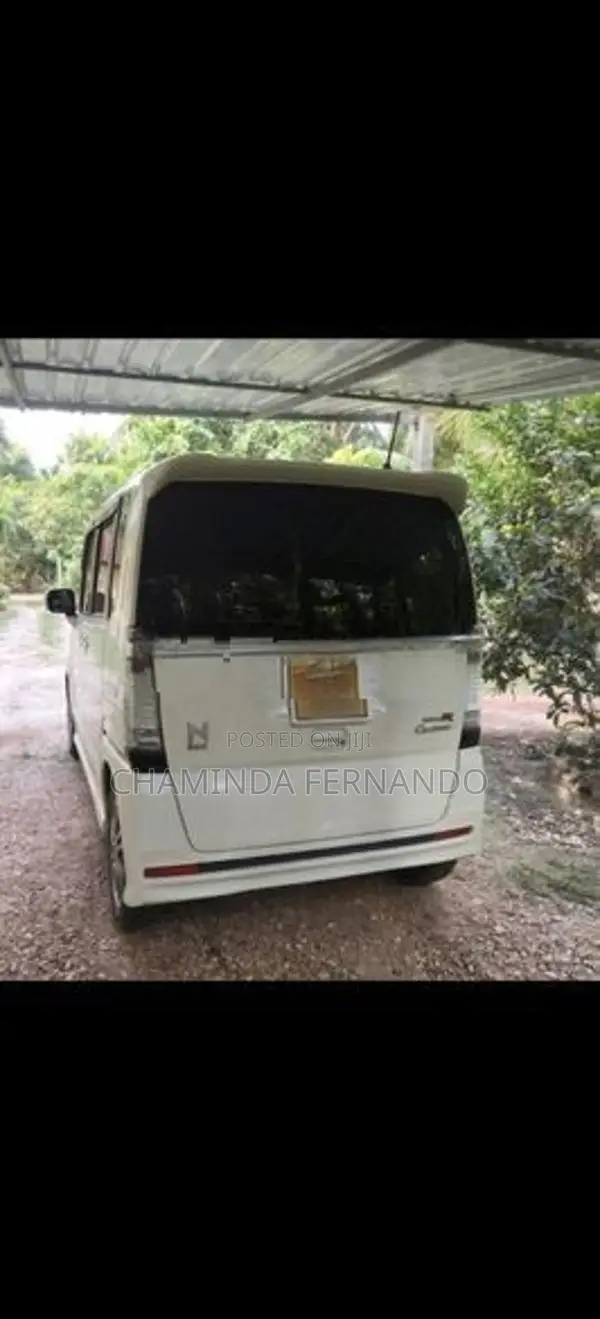 Honda N-Box car 2015