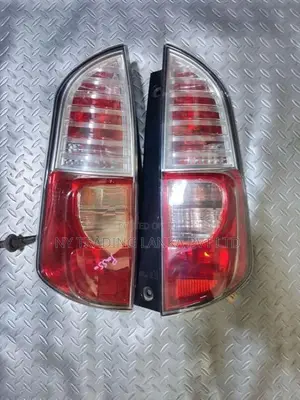 Toyota Passo KGC10 2004 Tail Light